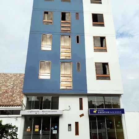 Hotel Ejecutivo San Diego Trujillo Dış mekan fotoğraf